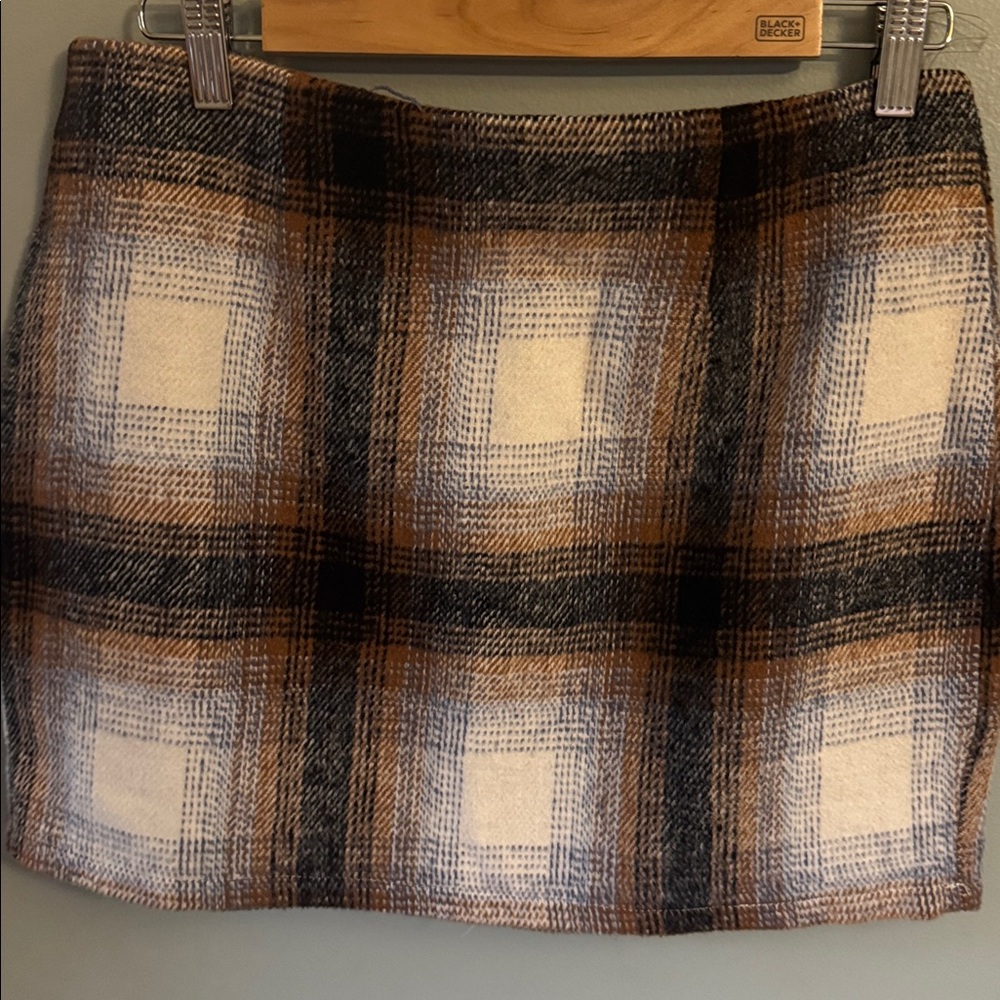 Windsor Plaid Skirt in Brown and Black